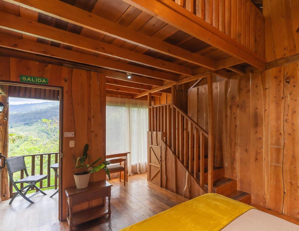 Cedrela Eco-Lodge & Restaurante Copey エクステリア 写真