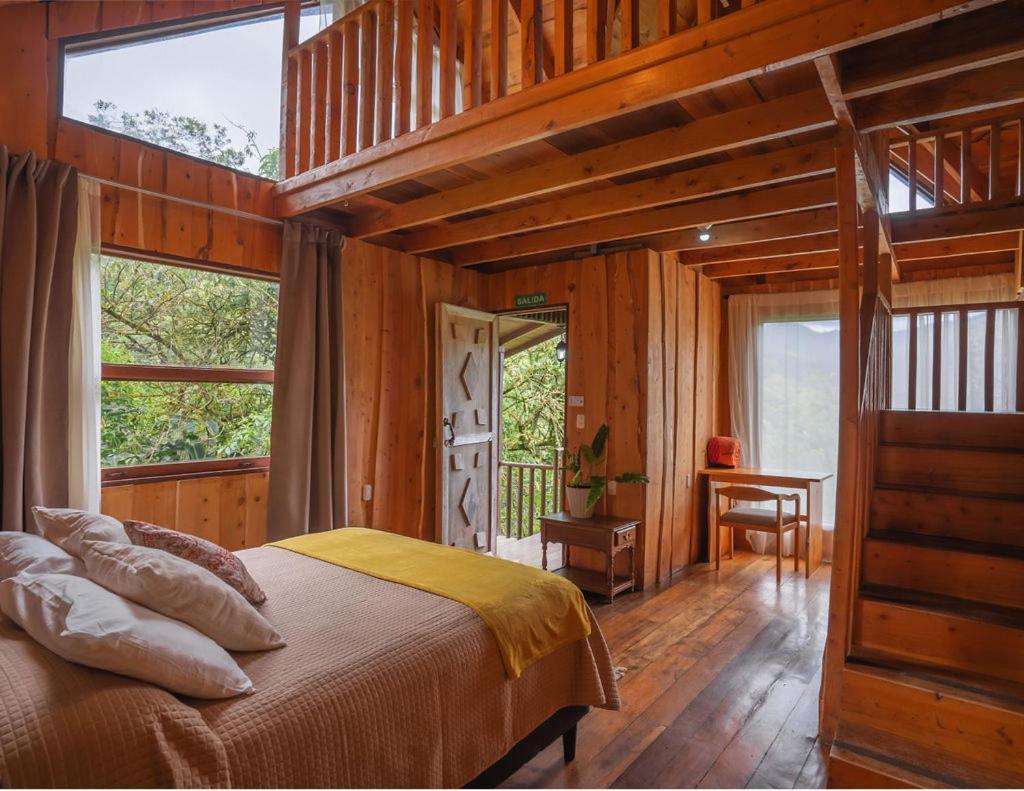 Cedrela Eco-Lodge & Restaurante Copey エクステリア 写真