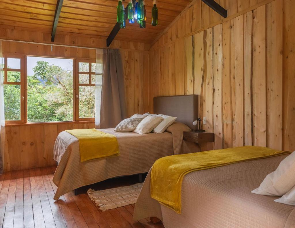 Cedrela Eco-Lodge & Restaurante Copey エクステリア 写真